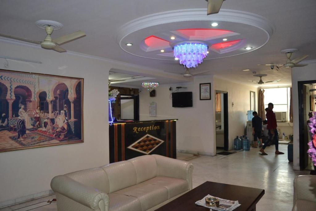 Hotel Jigyasa By Mayda Hospitality Pvt. Ltd. آغْرا المظهر الخارجي الصورة